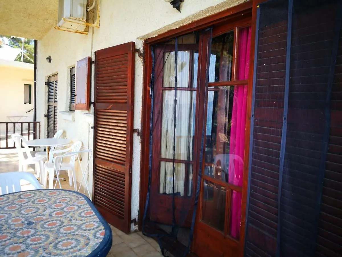Traditional Guest House Agia Paraskevi  Greece