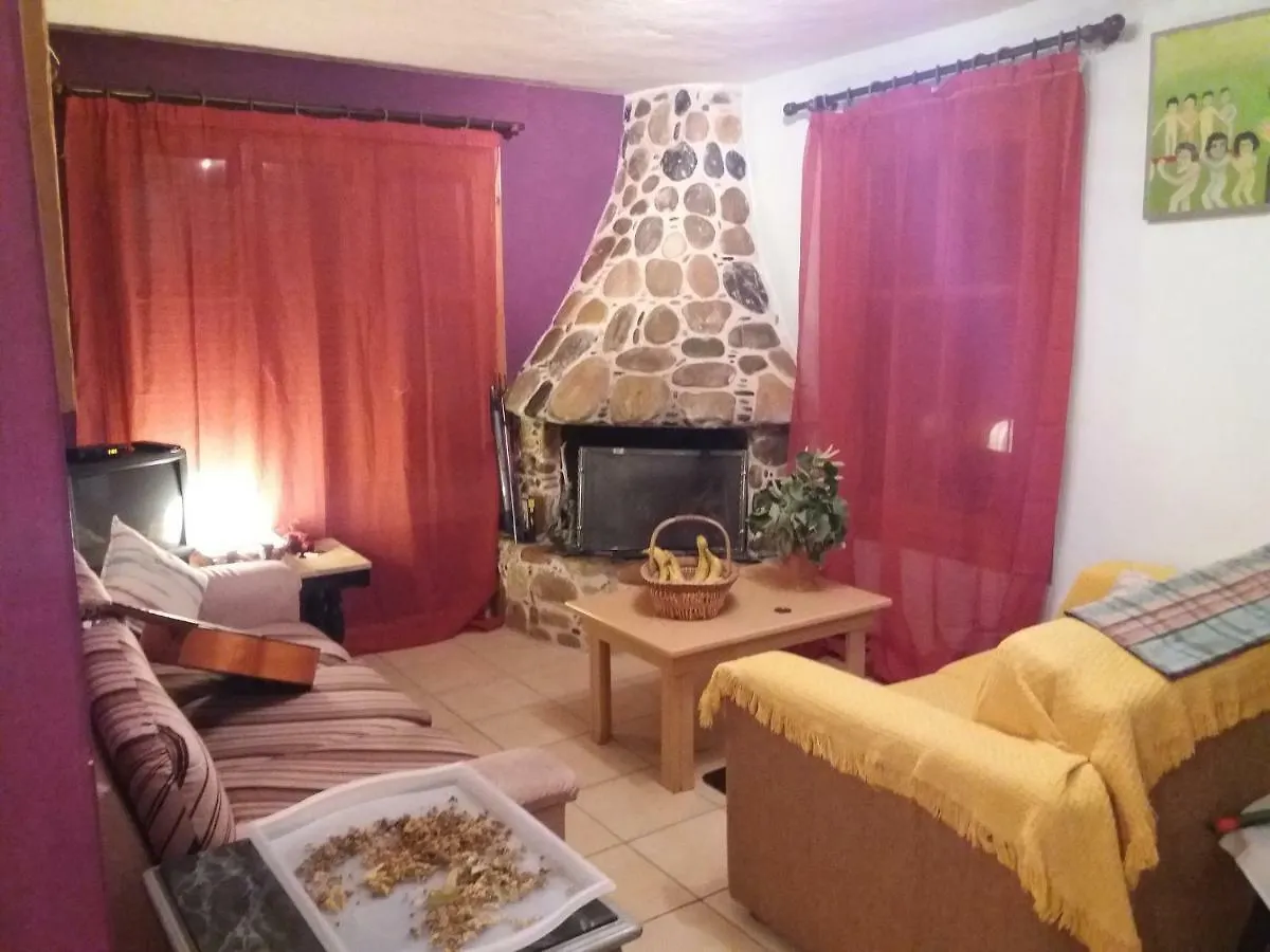 Apartment Traditional Guest House Agia Paraskevi  Greece
